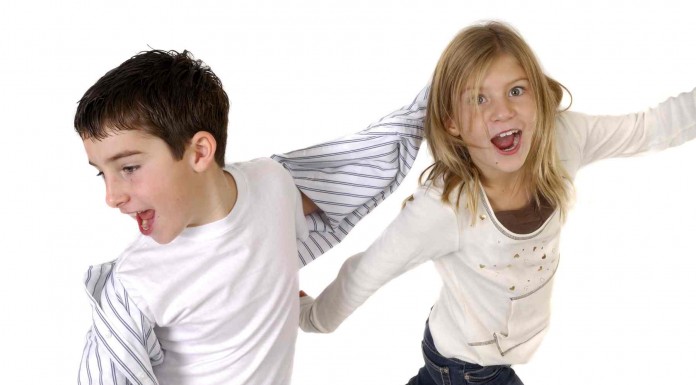 Padre e hijos bailando hip hop