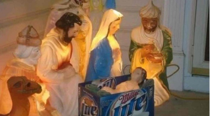 Decoraciones navideñas que dejan mucho que desear