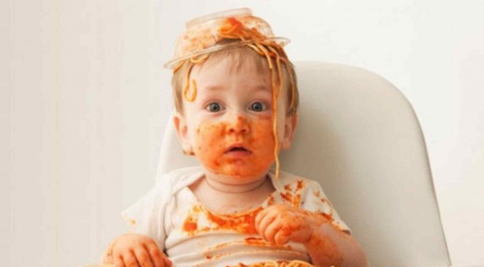 ¿Qué no deberías enseñar nunca a un bebé? niños graciosos