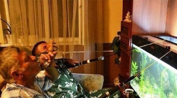 Gente que se ha pasado un poquito con el alcohol