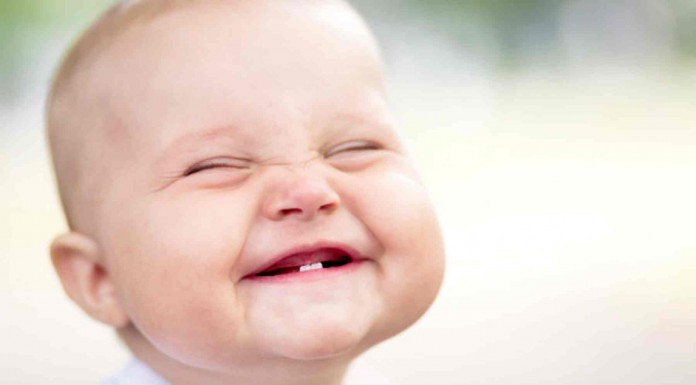 A ver si puedes no reírte con este bebé