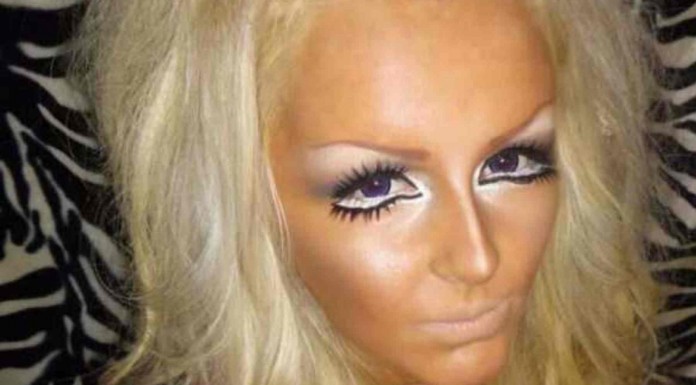 Gente mal maquillada