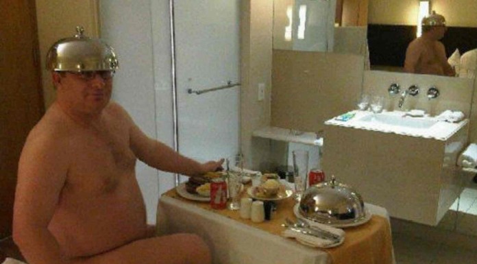 Gente divertida que quiere ser sexy