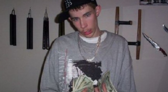 Estos jóvenes quieren ser rebeldes y mostrar su cara más «malota» pero al final ¡no lo consiguen ni en broma! No te pierdas al de Bob Esponja xD