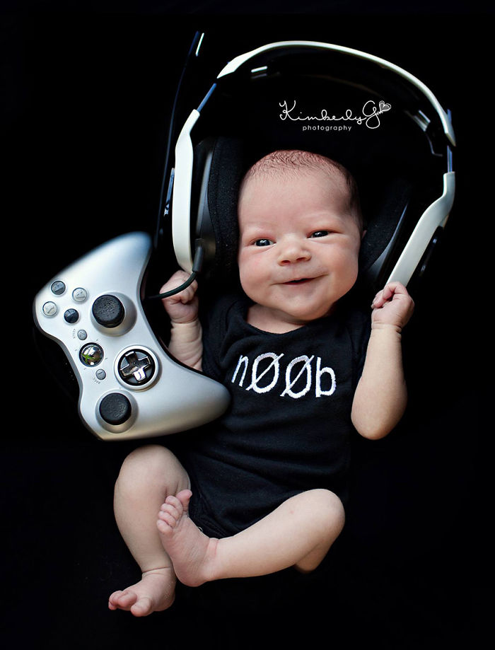 geeky-newborn-baby-photography-12__700