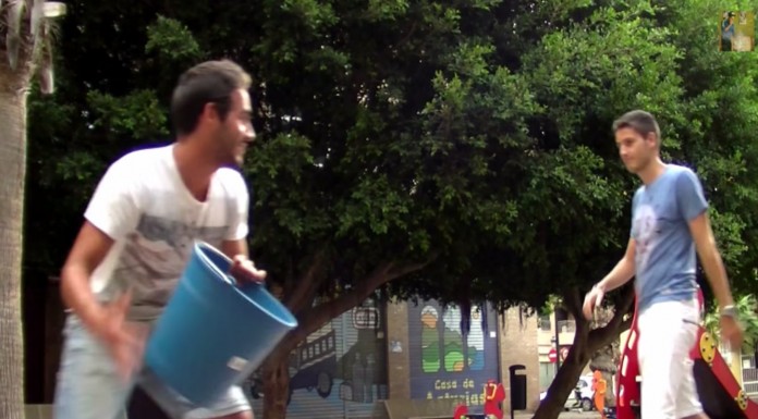 Broma del cubo de agua ¡divertidas reacciones!