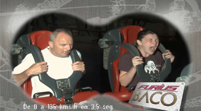 Reacción increíble en una ¡montaña rusa!