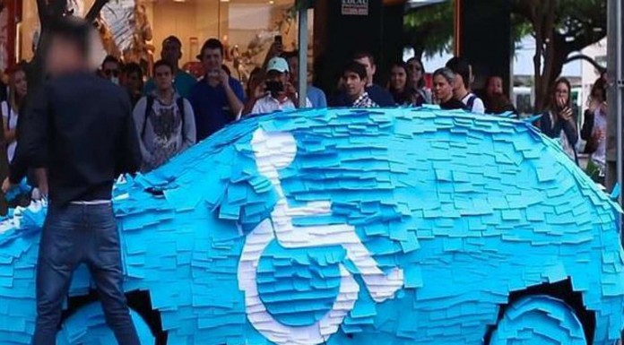 Si aparcas en un lugar reservado a minusválidos esto es lo que te puede pasar…