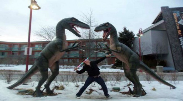 Personas que se dedican a ¡arruinar estatuas! (Parte II)