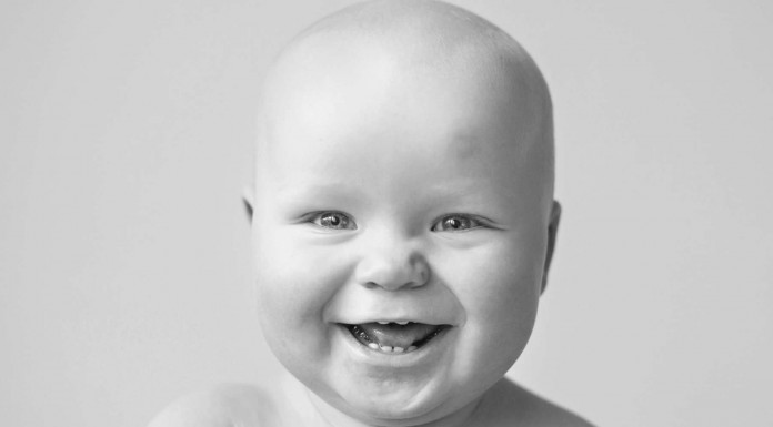 Broma del bebé que ¡no se puede aguantar!