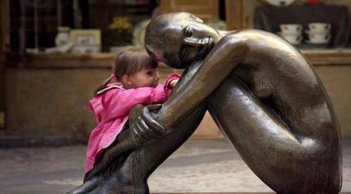 Niños que interactúan con estatuas ¡DIVERTIDÍSIMO! (Parte II)