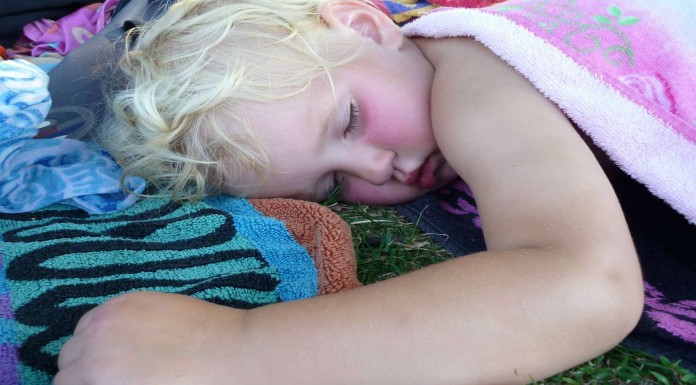 Niños que se quedan dormidos en cualquier lugar (Parte II)