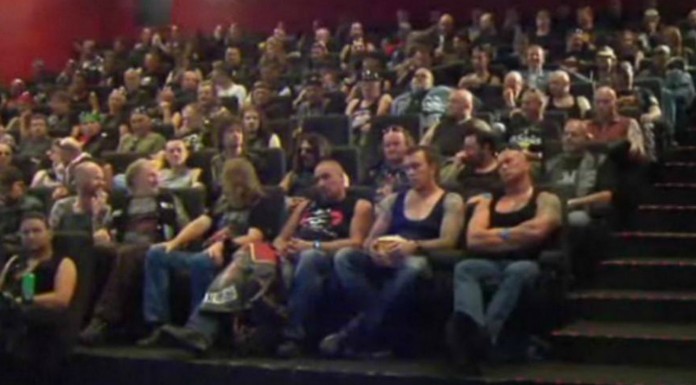 Un cine lleno de ¡moteros!