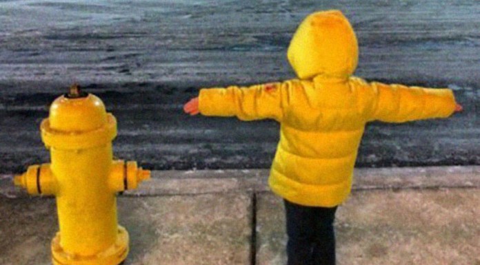 Personas que se camuflan con el entorno