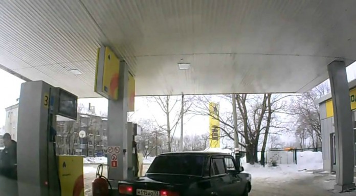 Tu primera vez en una gasolinera