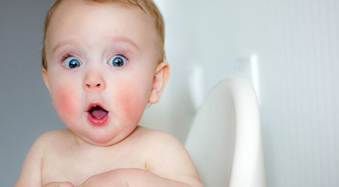 10 videos graciosos de bebés | ¡Te sacarán carcajadas! videos graciosos de bebés